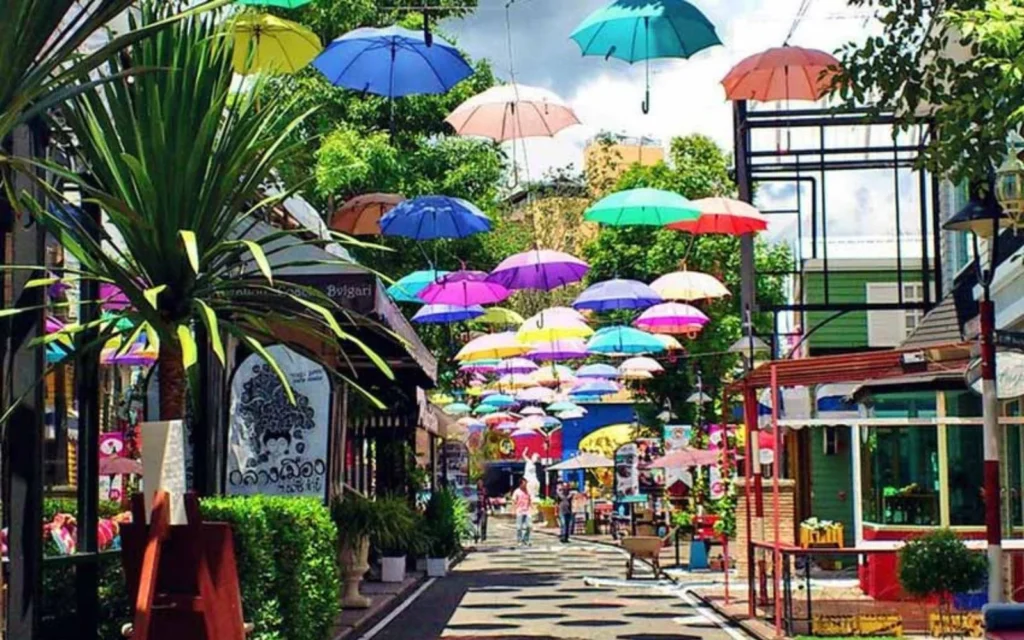 ခေတ်မီဆန်းသစ်သော နင်မန် (Nimman) ရပ်ကွက်